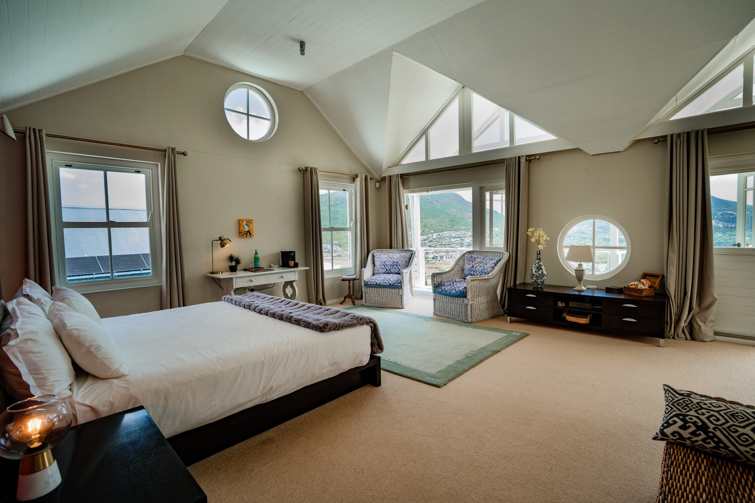 RevivoCare suite